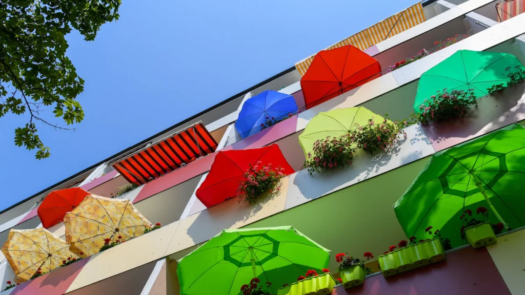 Law: Do tenants have to secure the parasol on the balcony? – Style